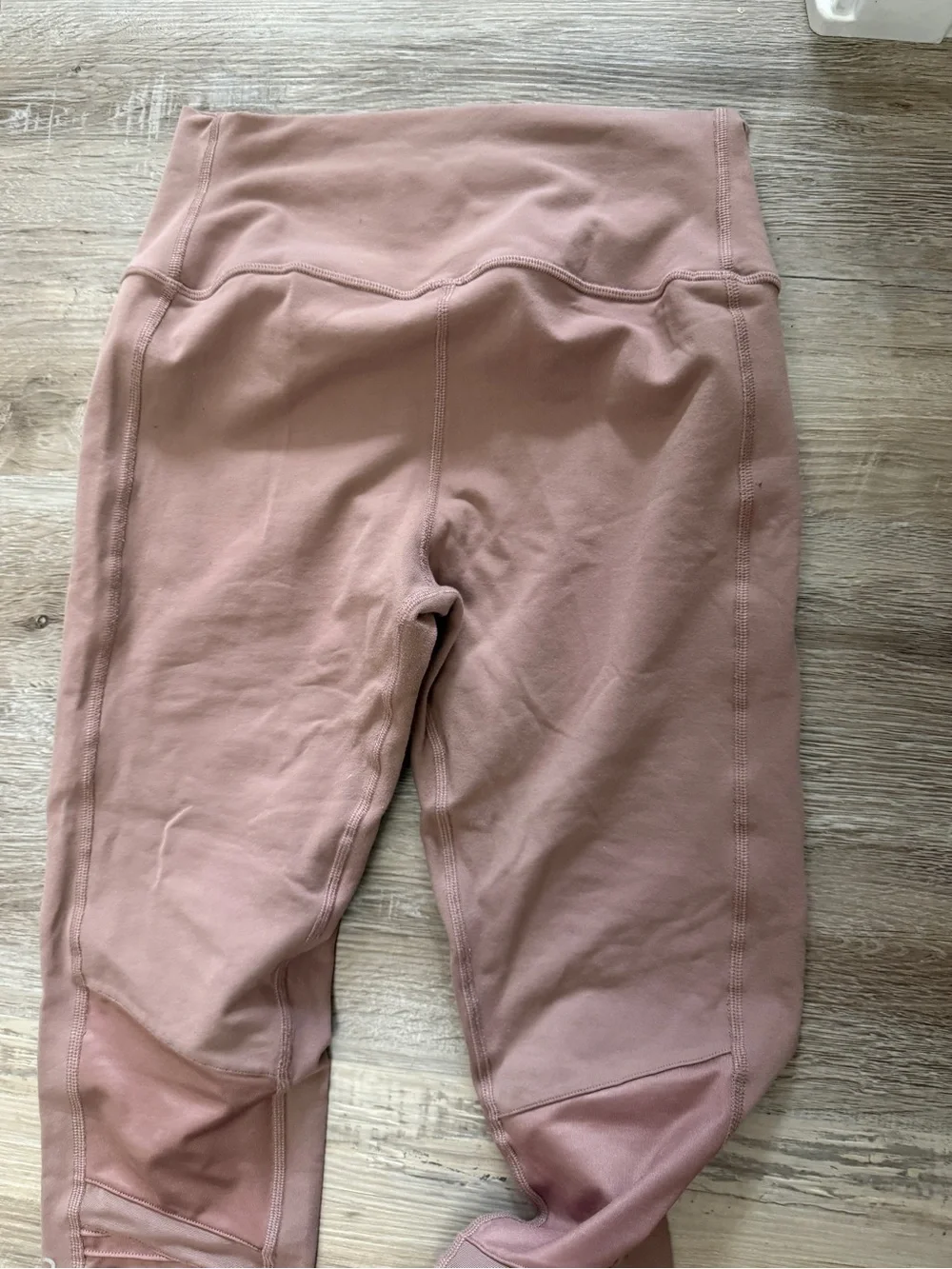 ALO Yoga Ribbed Panel Leggings in Dusty Rose